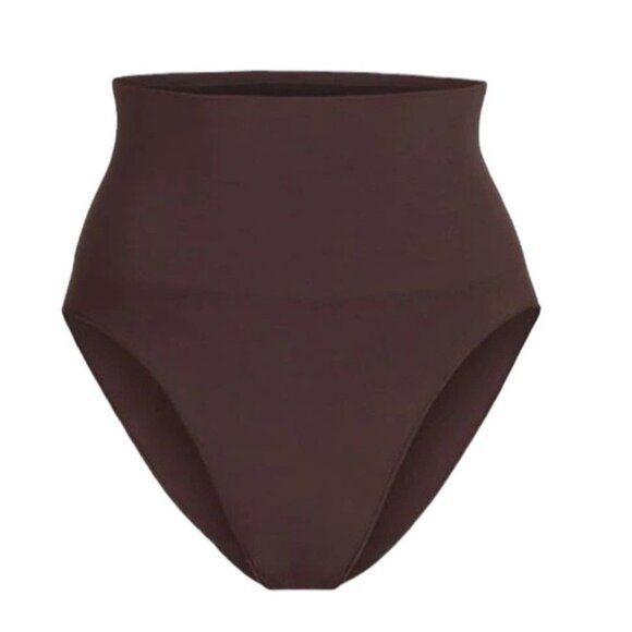 NWOT Skims Core Control Brief High-Waisted XXS/XS Seamless Sculpting Cocoa - Picture 2 of 6
